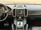 Porsche Cayenne S 2011 V8